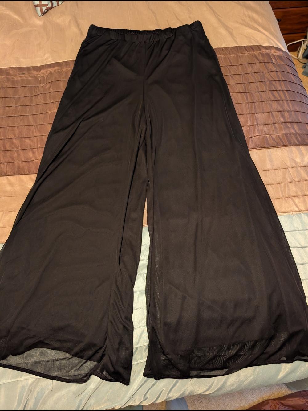 Dressbarn Collection L Petite Black Elastic Waist  Flowy Sheer Palazzo Pants